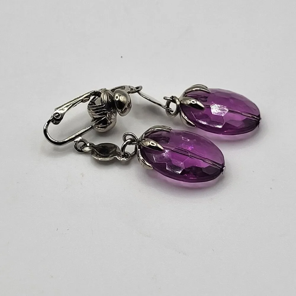 Lot of 5 Clip On Earrrings Vintage 60s 